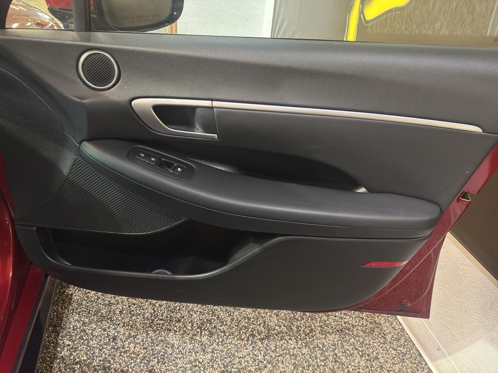 used 2025 Hyundai Sonata car, priced at $26,995