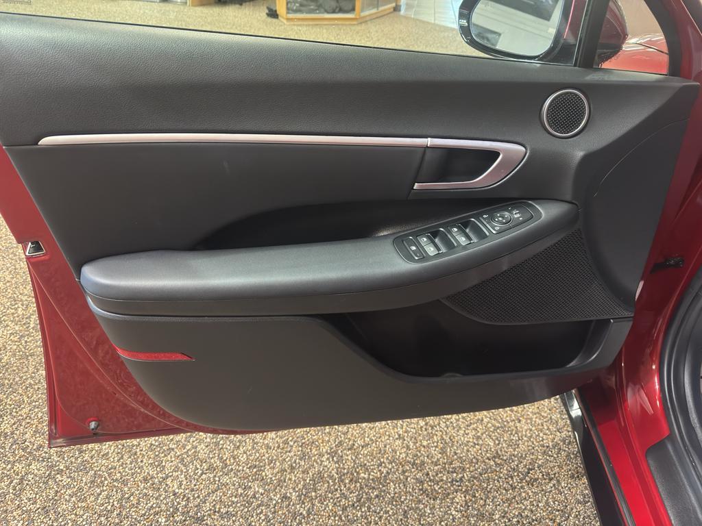 used 2025 Hyundai Sonata car, priced at $26,995