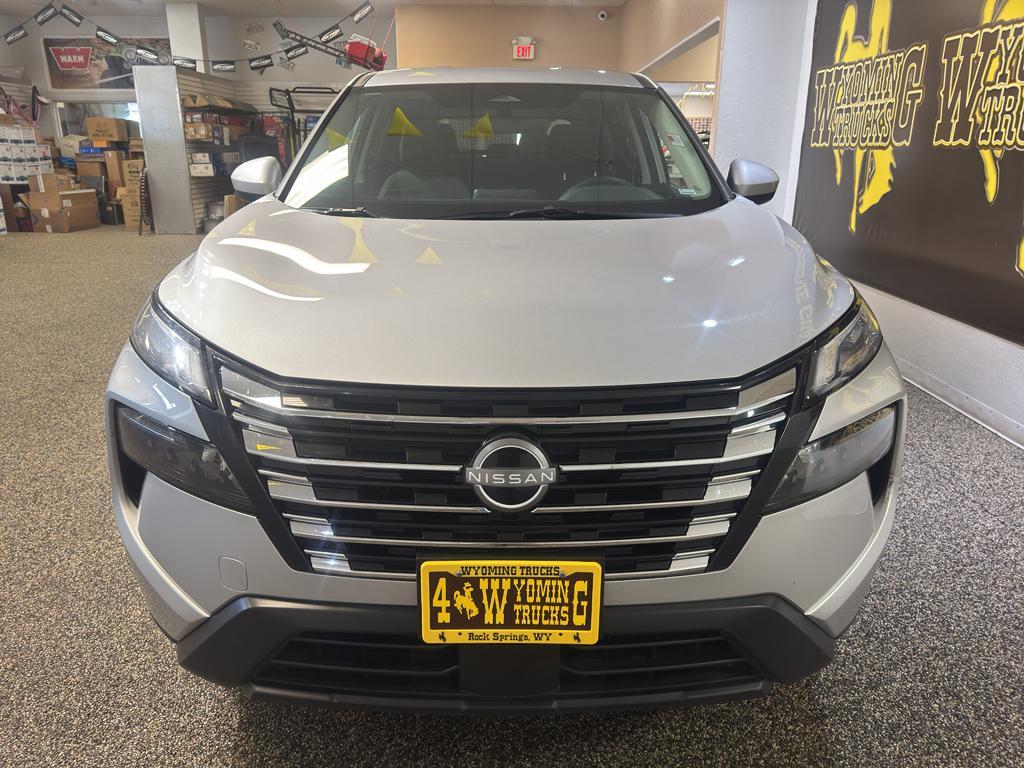 used 2025 Nissan Rogue car, priced at $27,995