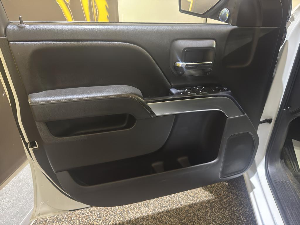 used 2015 Chevrolet Silverado 1500 car, priced at $14,995