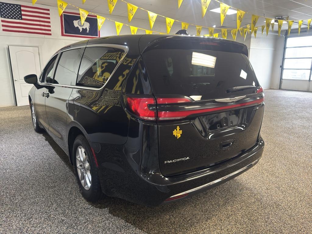 used 2024 Chrysler Pacifica car, priced at $29,995