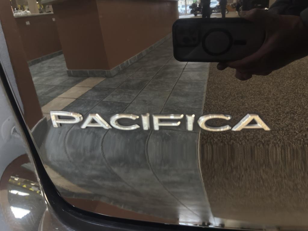 used 2024 Chrysler Pacifica car, priced at $29,995