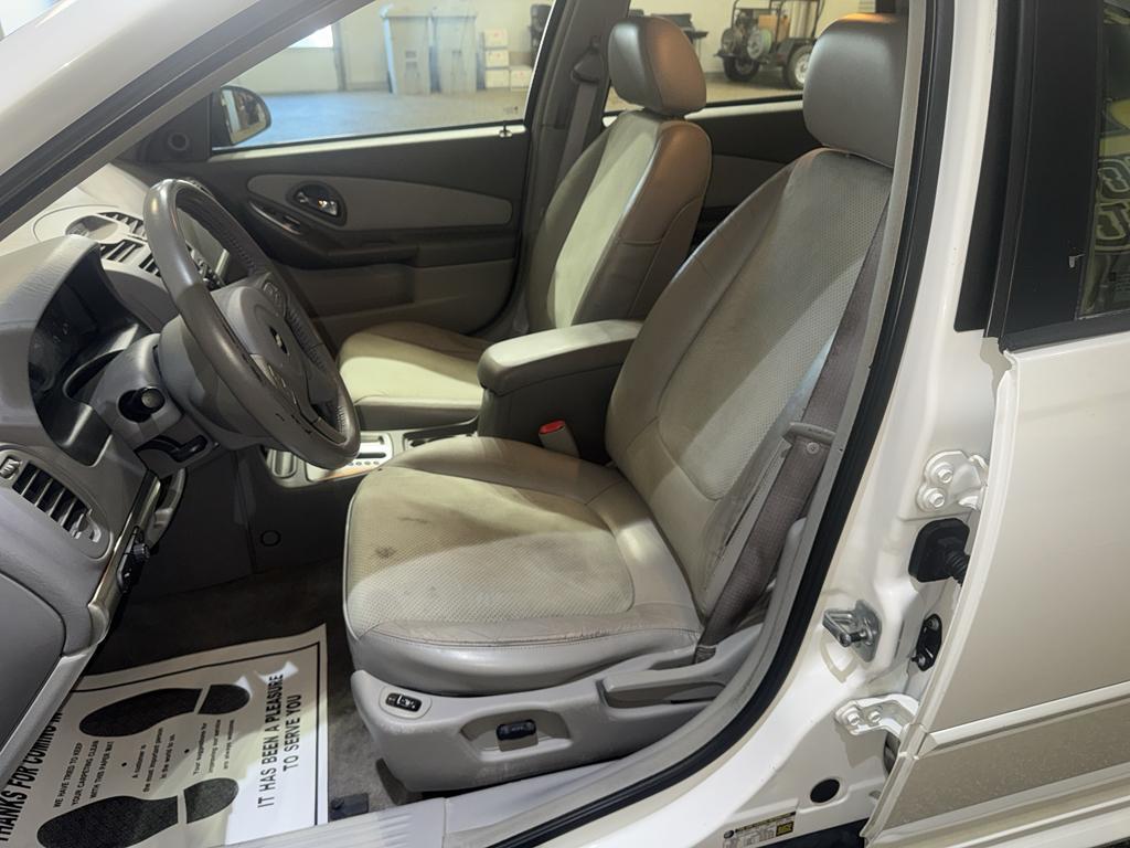 used 2004 Chevrolet Malibu Maxx car, priced at $5,995