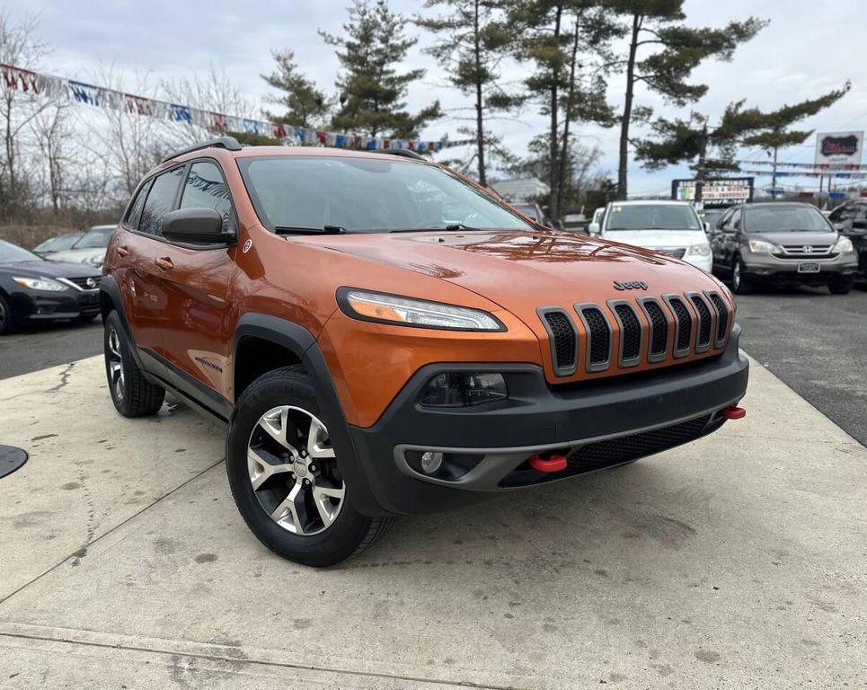 used 2015 Jeep Cherokee car, priced at $7,999