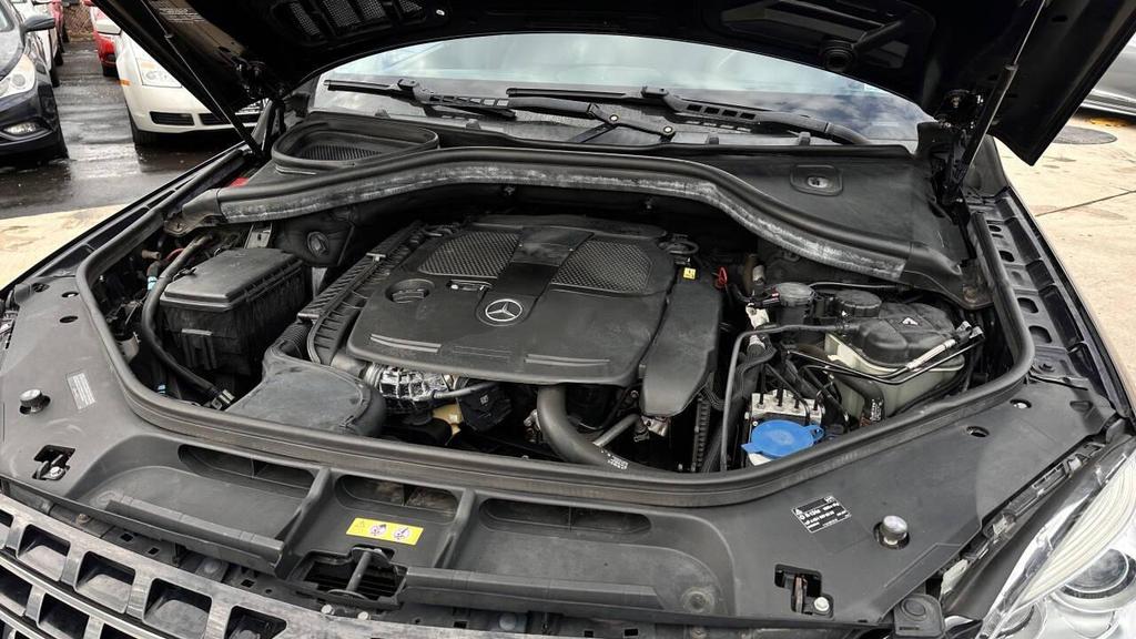 used 2013 Mercedes-Benz M-Class car, priced at $10,999