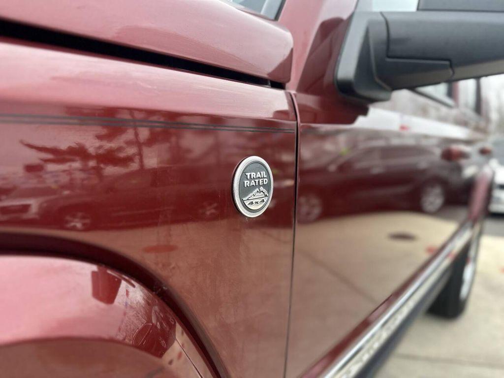 used 2007 Jeep Commander car, priced at $7,799