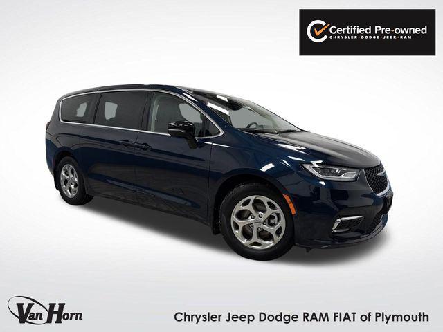 used 2024 Chrysler Pacifica car, priced at $39,000