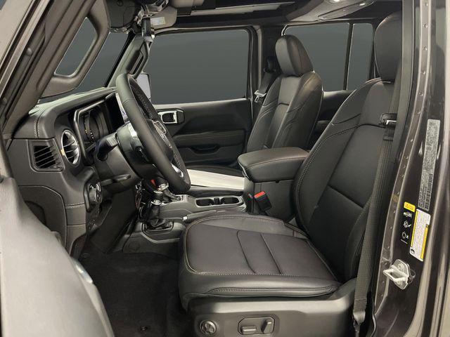 new 2025 Jeep Wrangler car, priced at $51,782