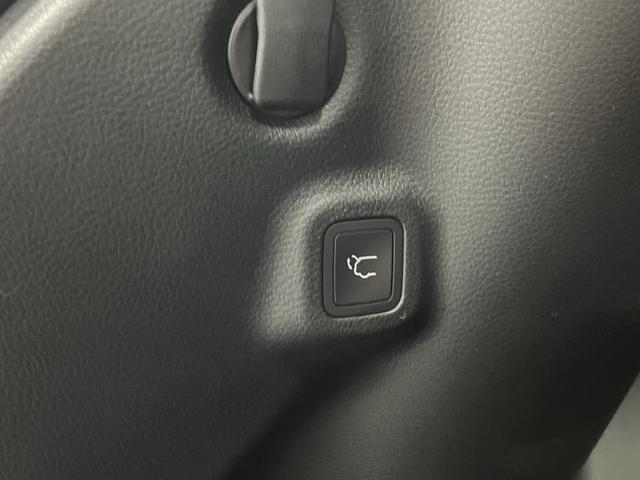 new 2026 Jeep Compass car, priced at $33,850