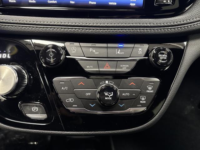 new 2026 Chrysler Pacifica car, priced at $43,177
