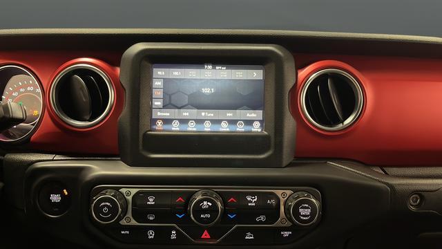used 2021 Jeep Gladiator car, priced at $35,099