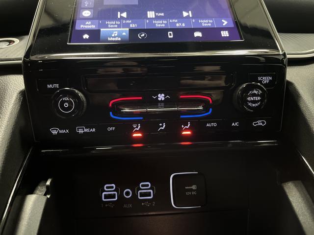 used 2023 Jeep Grand Cherokee car, priced at $24,976