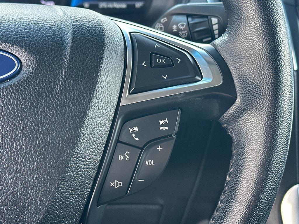 used 2022 Ford Edge car, priced at $20,000