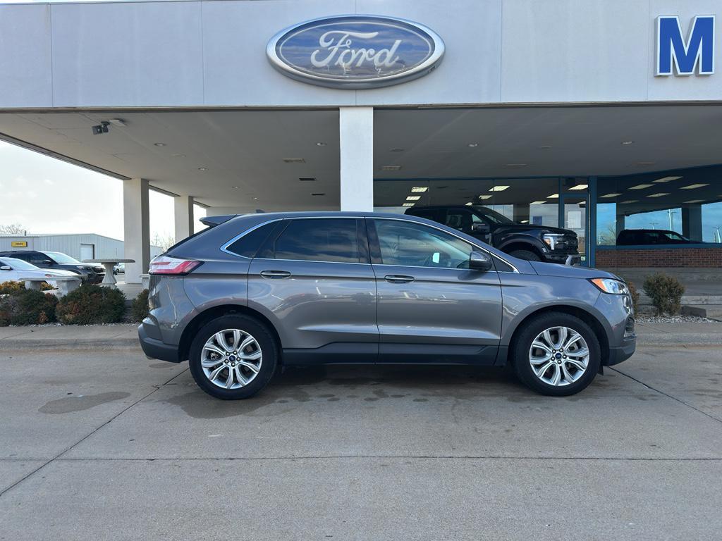 used 2022 Ford Edge car, priced at $20,000