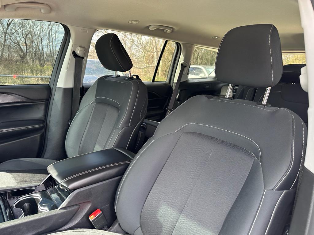 used 2023 Jeep Grand Cherokee L car, priced at $25,498