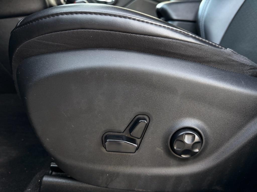 used 2020 Jeep Cherokee car, priced at $16,994