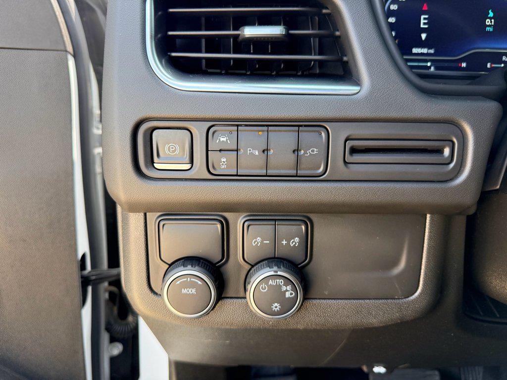 used 2022 Chevrolet Suburban car, priced at $39,254