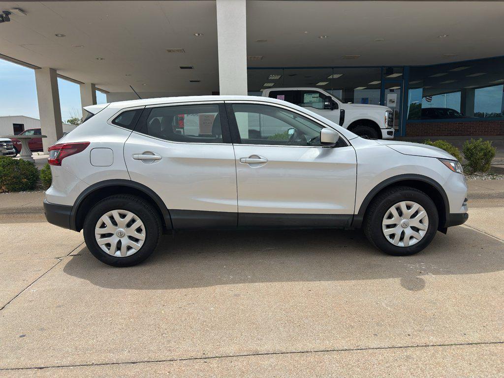 used 2020 Nissan Rogue Sport car, priced at $16,110
