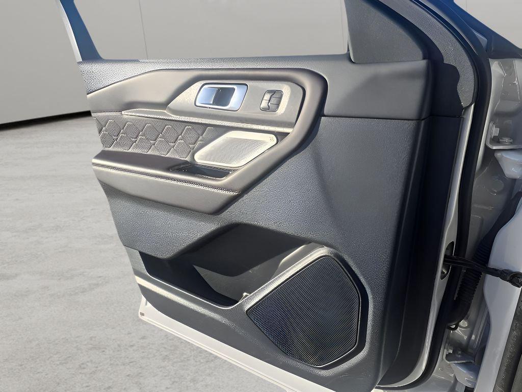used 2025 Ford Explorer car, priced at $46,998