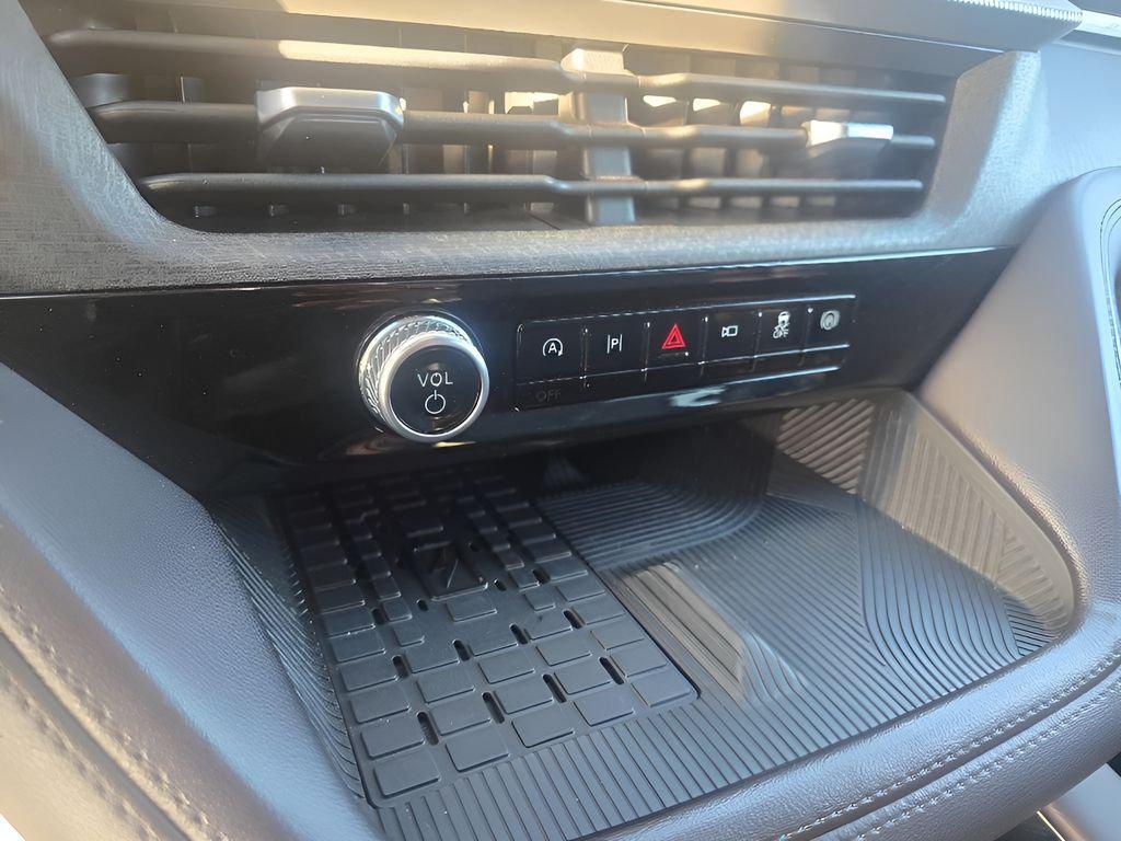 used 2025 Ford Explorer car, priced at $46,998