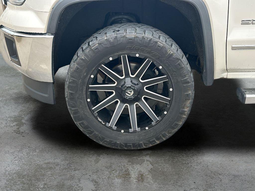 used 2015 GMC Sierra 1500 car, priced at $17,550