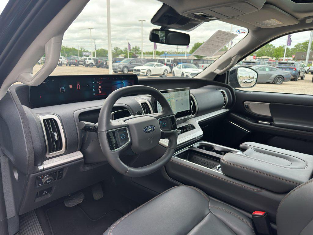 used 2025 Ford Expedition car, priced at $57,122
