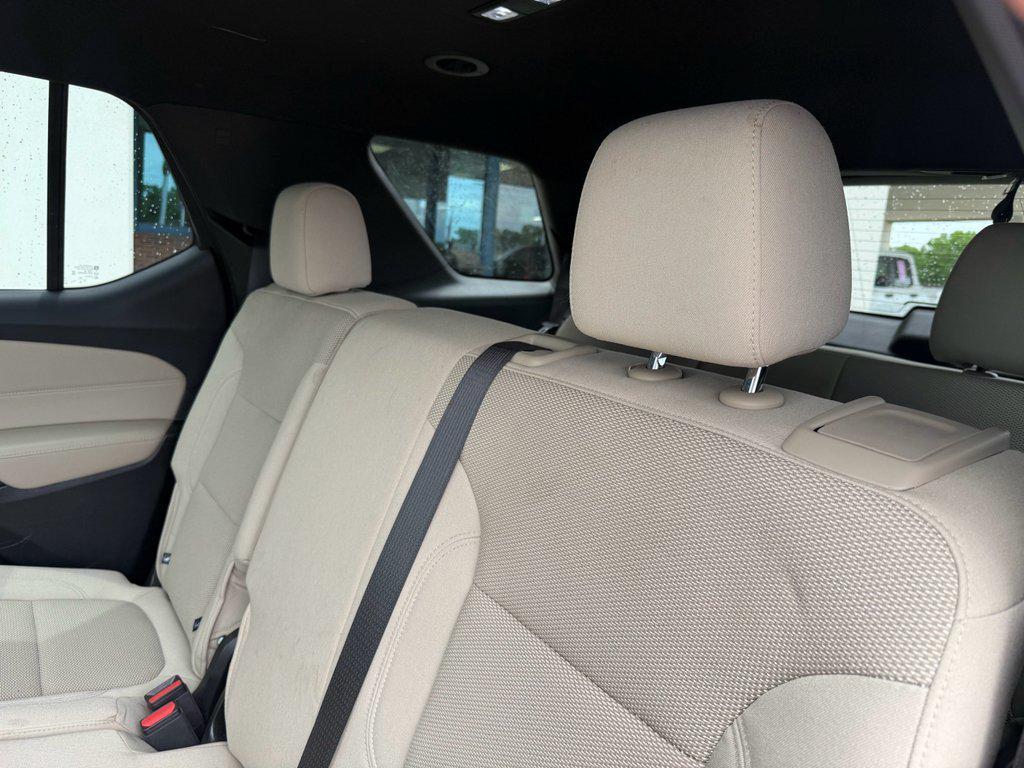 used 2023 Chevrolet Traverse car, priced at $24,697
