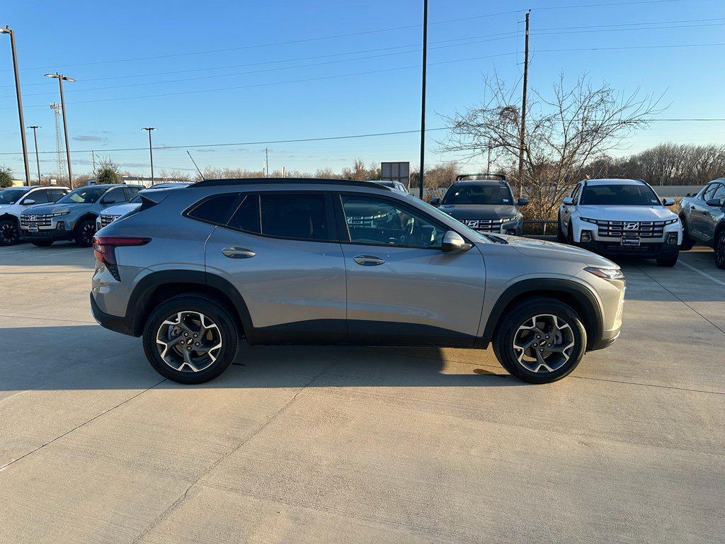 used 2025 Chevrolet Trax car, priced at $22,425
