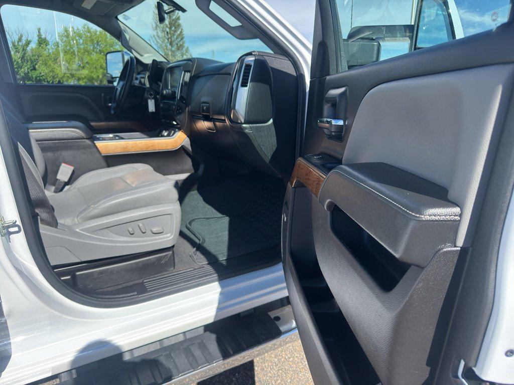used 2019 Chevrolet Silverado 2500 car, priced at $45,694