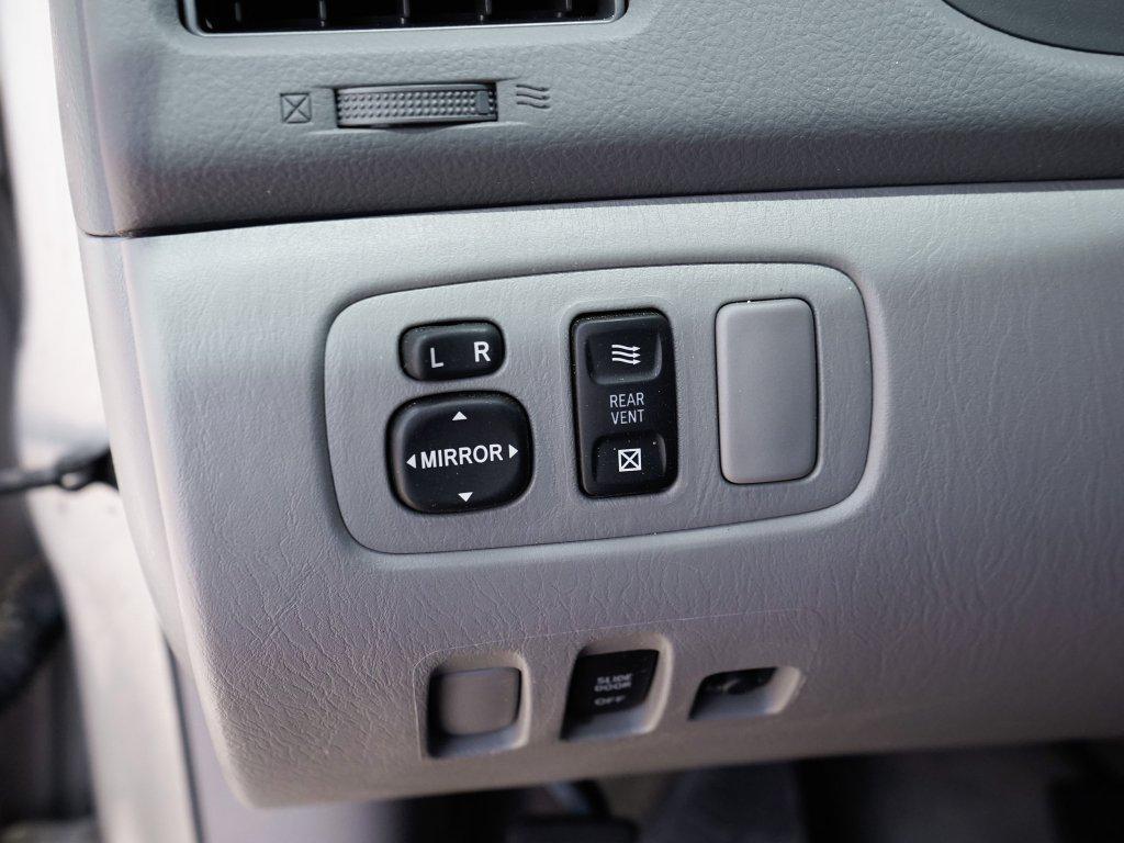 used 2006 Toyota Sienna car, priced at $9,121