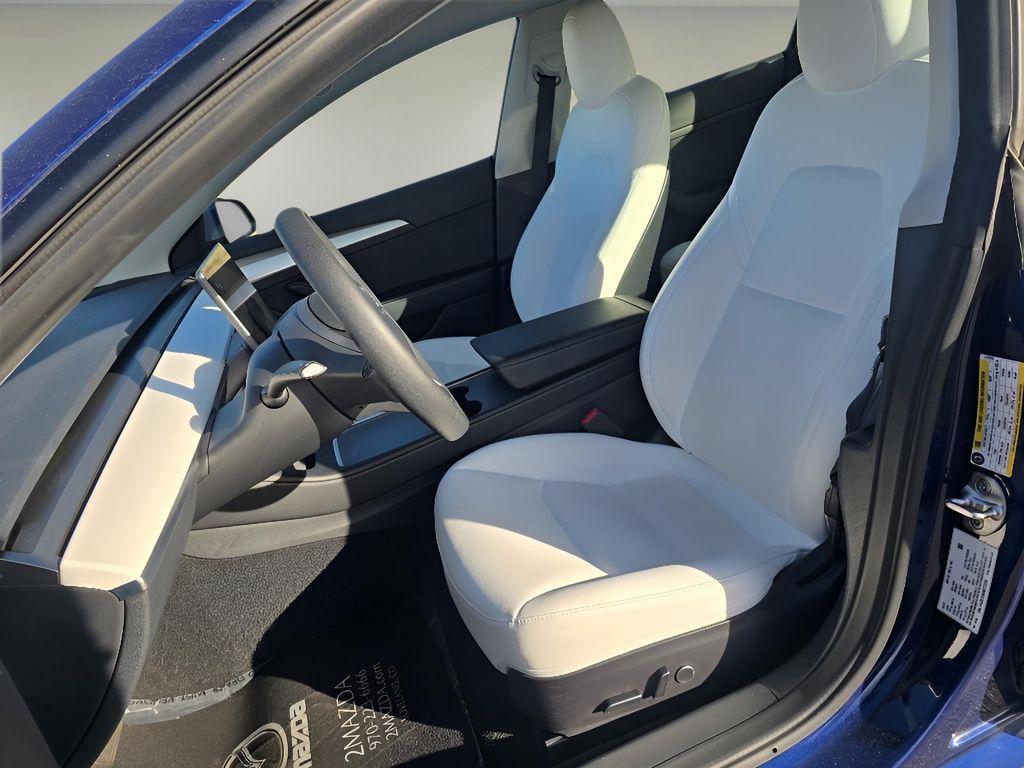 used 2022 Tesla Model 3 car, priced at $26,992