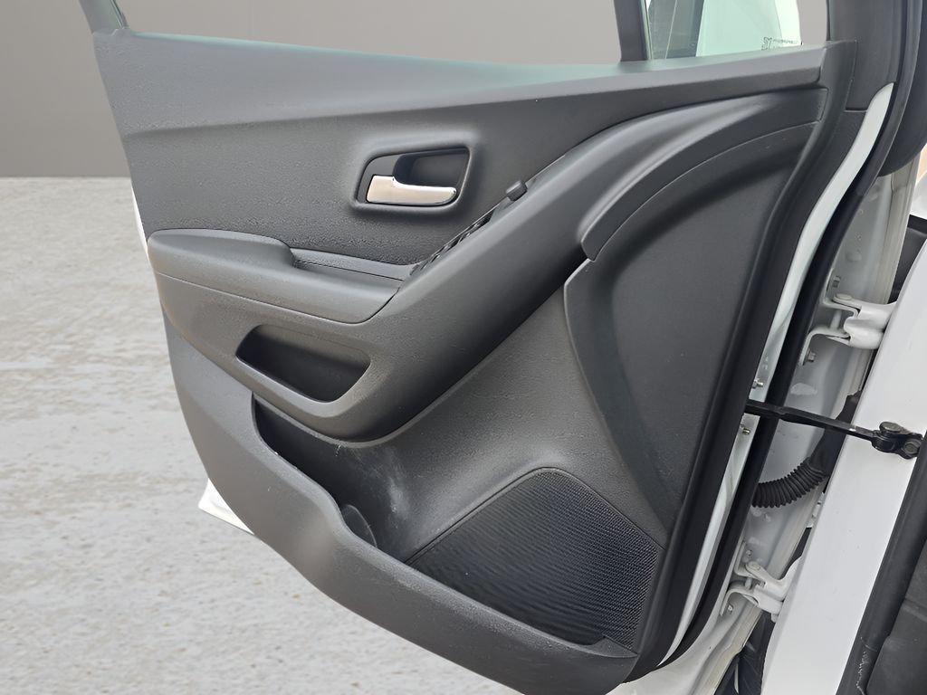 used 2020 Chevrolet Trax car, priced at $10,998