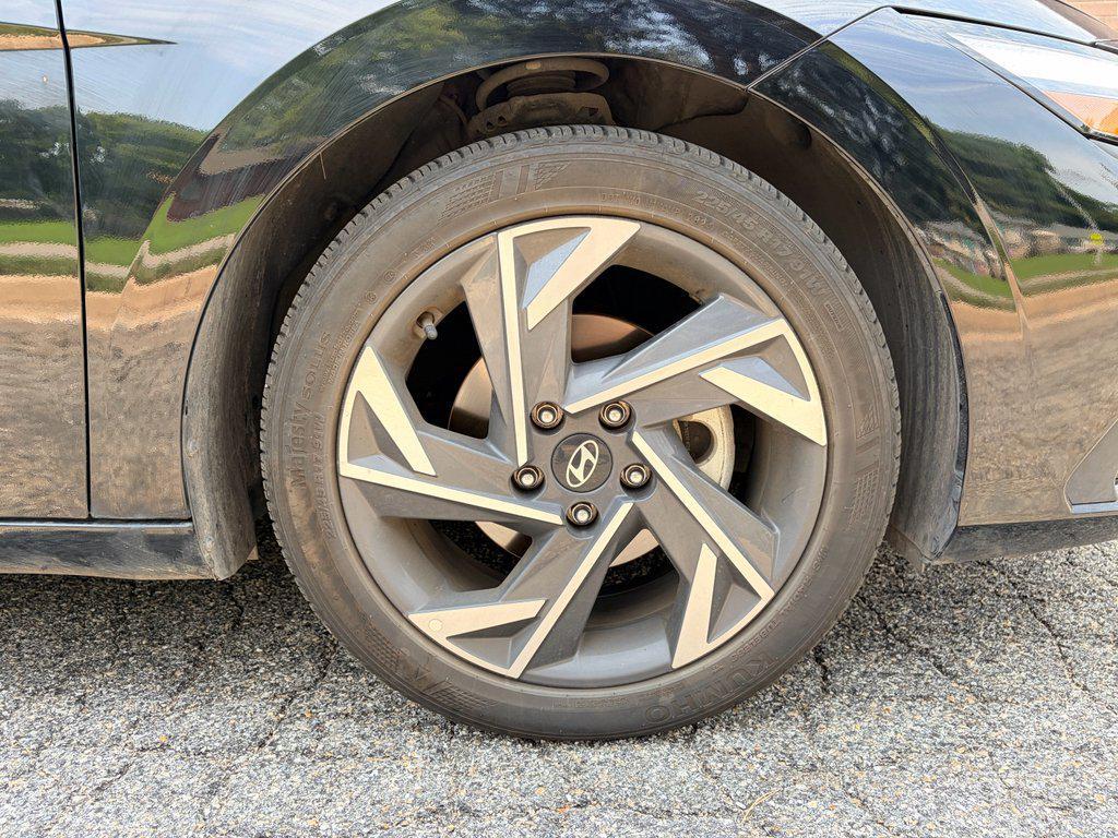 used 2025 Hyundai Elantra car, priced at $21,199