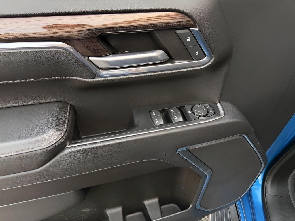 used 2023 Chevrolet Silverado 1500 car, priced at $38,995