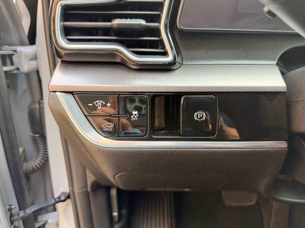 used 2023 Kia Sportage car, priced at $25,391