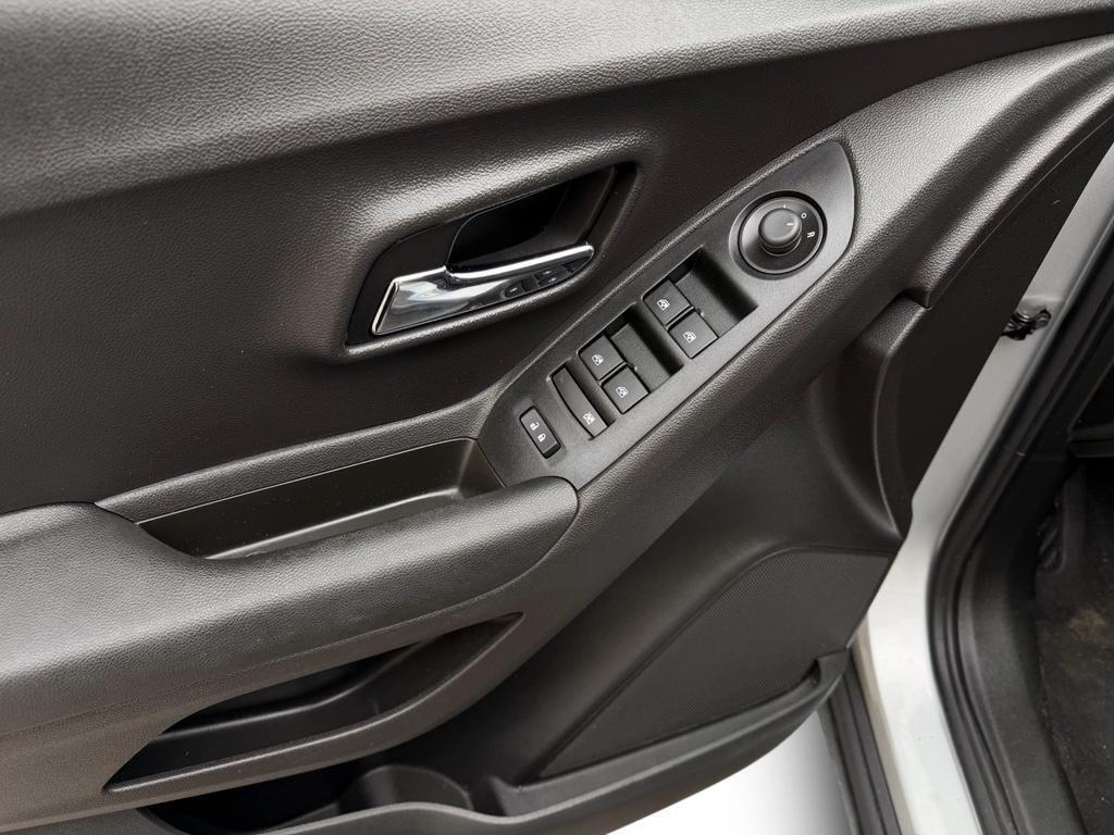 used 2020 Chevrolet Trax car, priced at $13,996