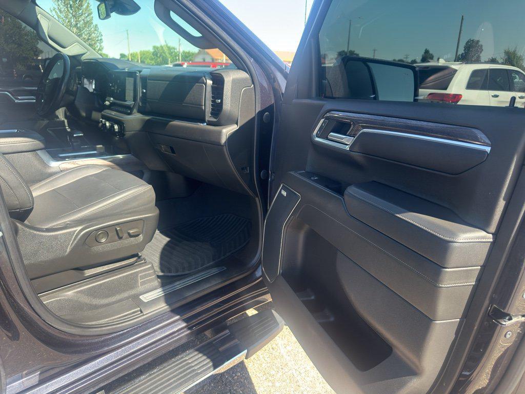 used 2022 Chevrolet Silverado 1500 car, priced at $45,694