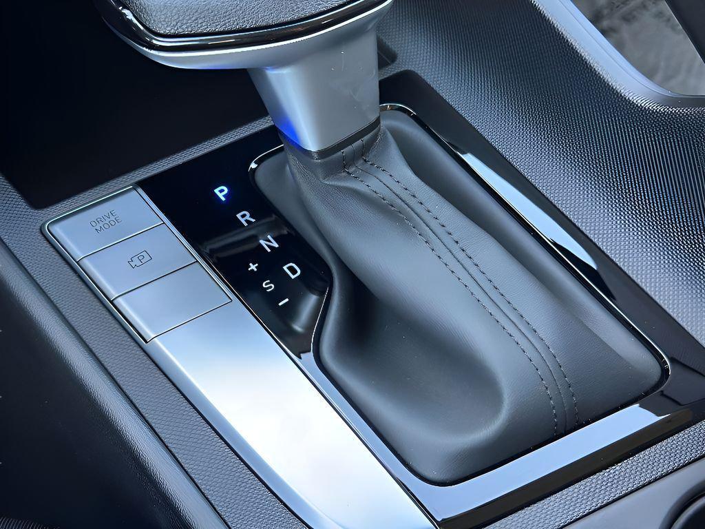 used 2025 Hyundai Elantra car, priced at $21,361