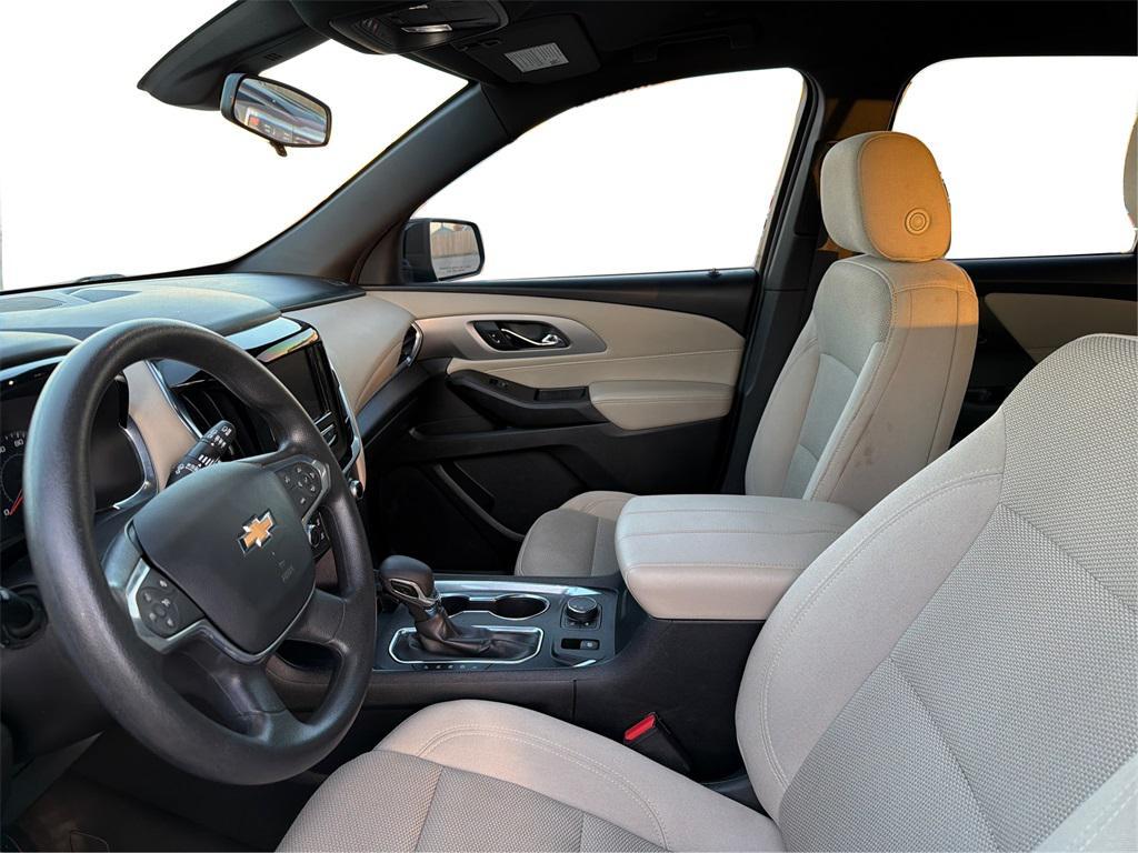 used 2022 Chevrolet Traverse car, priced at $17,720