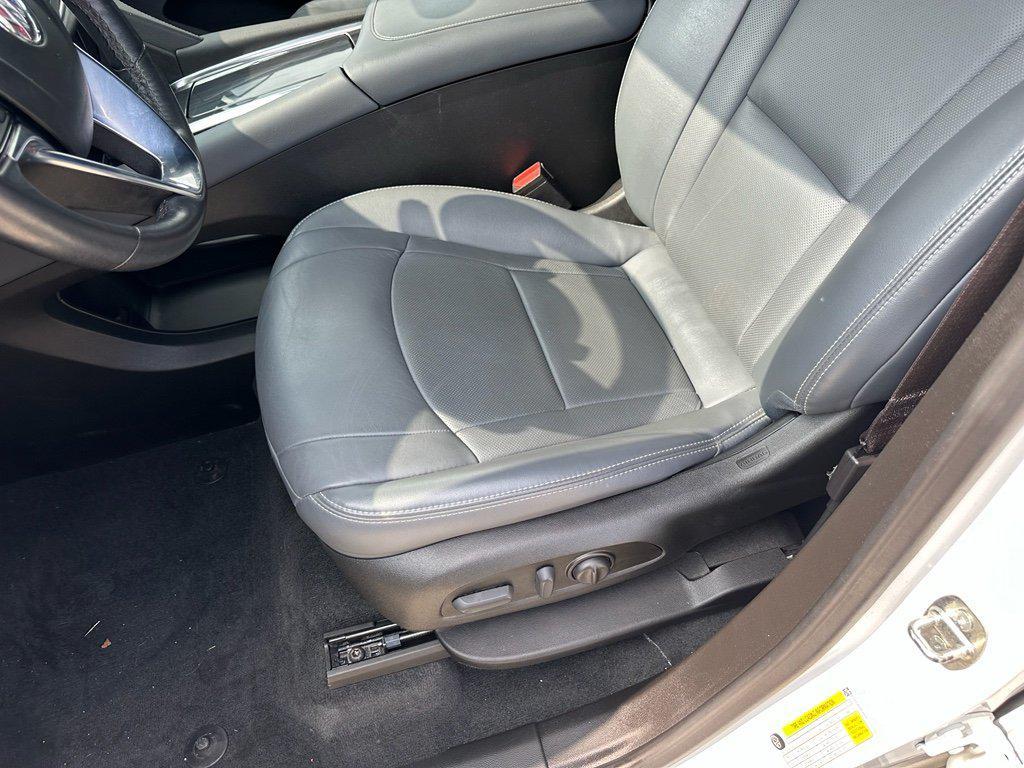 used 2024 Buick Enclave car, priced at $33,669