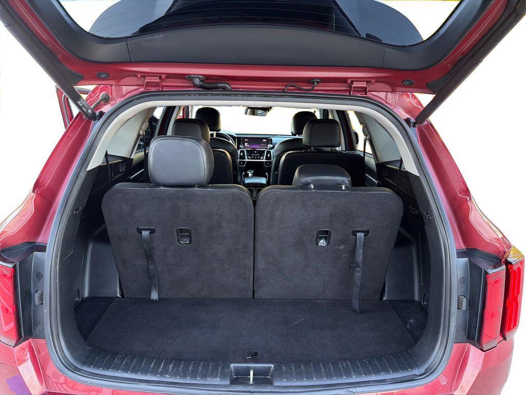 used 2021 Kia Sorento car, priced at $24,326