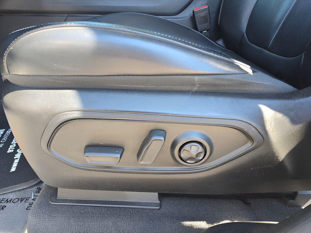 used 2021 Jeep Grand Cherokee L car, priced at $25,296