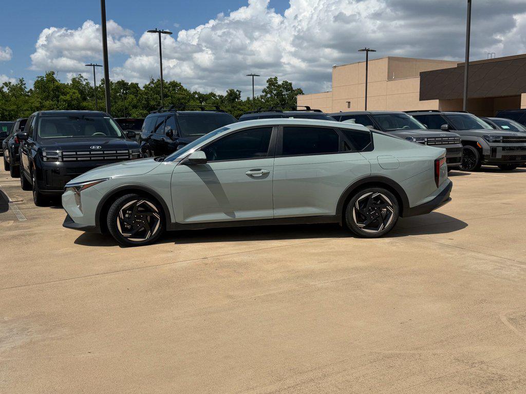 used 2025 Kia K4 car, priced at $26,557
