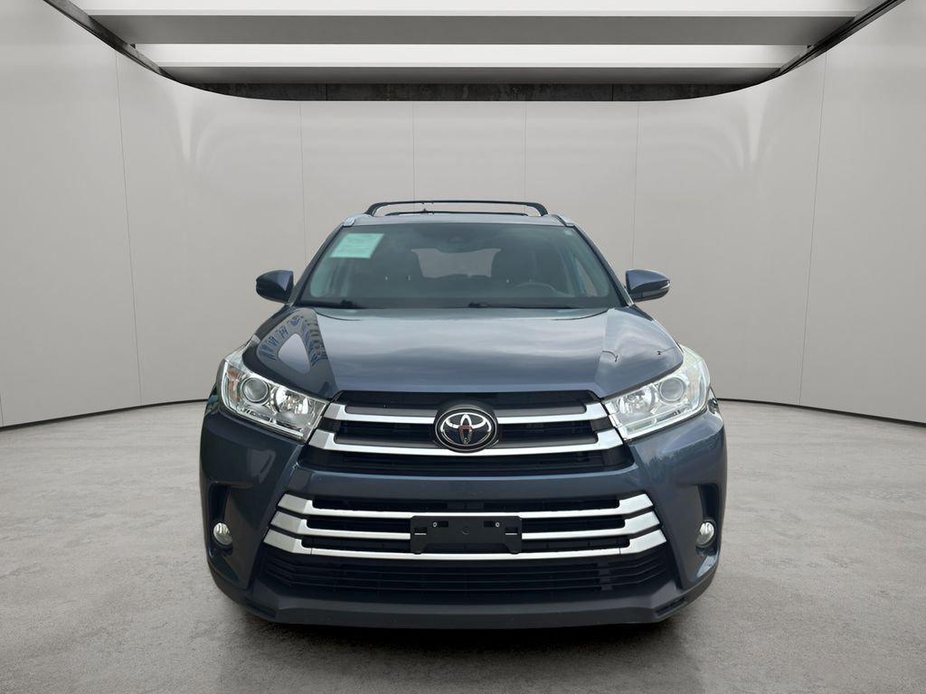 used 2019 Toyota Highlander car, priced at $27,571