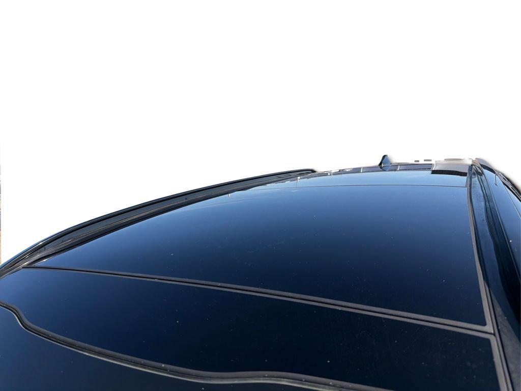 used 2022 Kia Sorento car, priced at $22,254