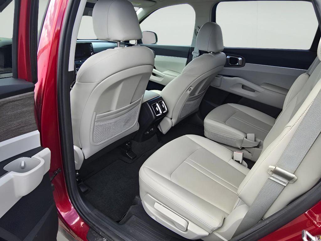 used 2022 Kia Sorento car, priced at $25,485