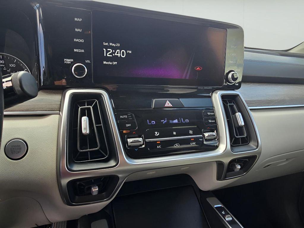 used 2022 Kia Sorento car, priced at $25,485
