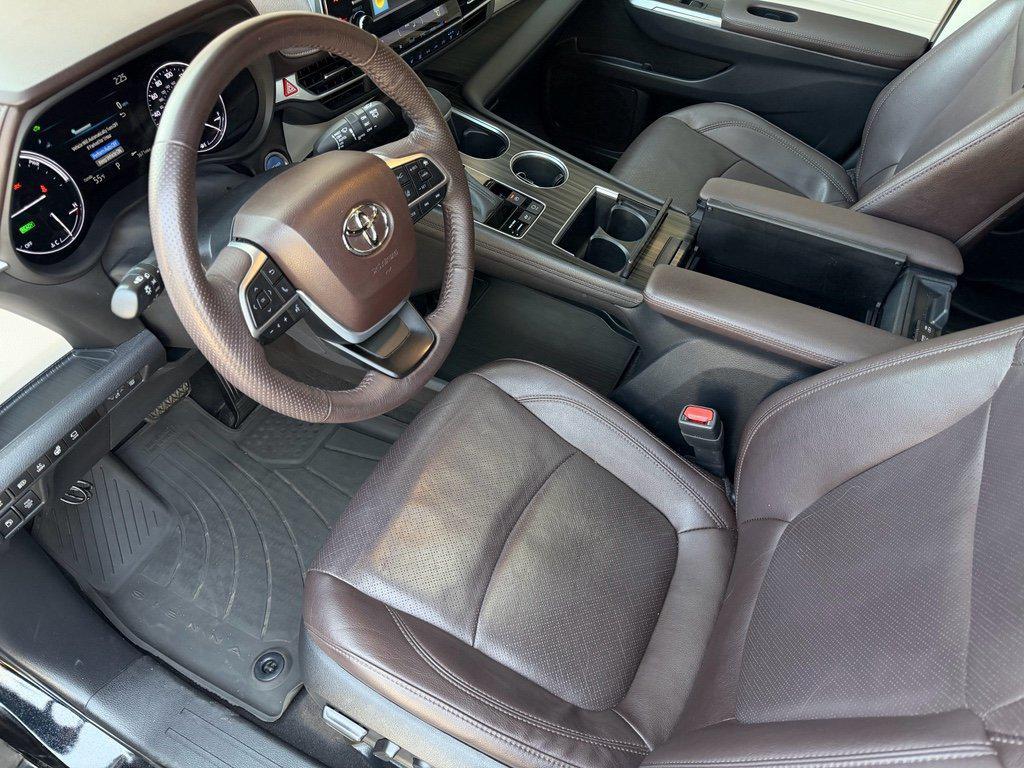 used 2022 Toyota Sienna car, priced at $40,500