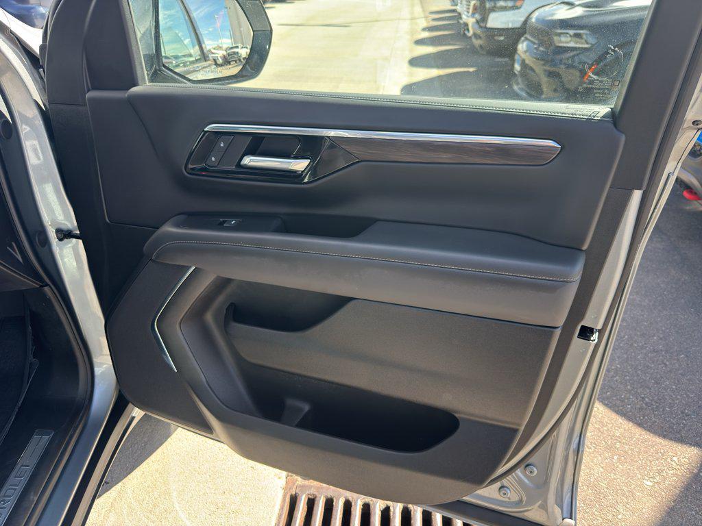 used 2025 Chevrolet Suburban car, priced at $70,775