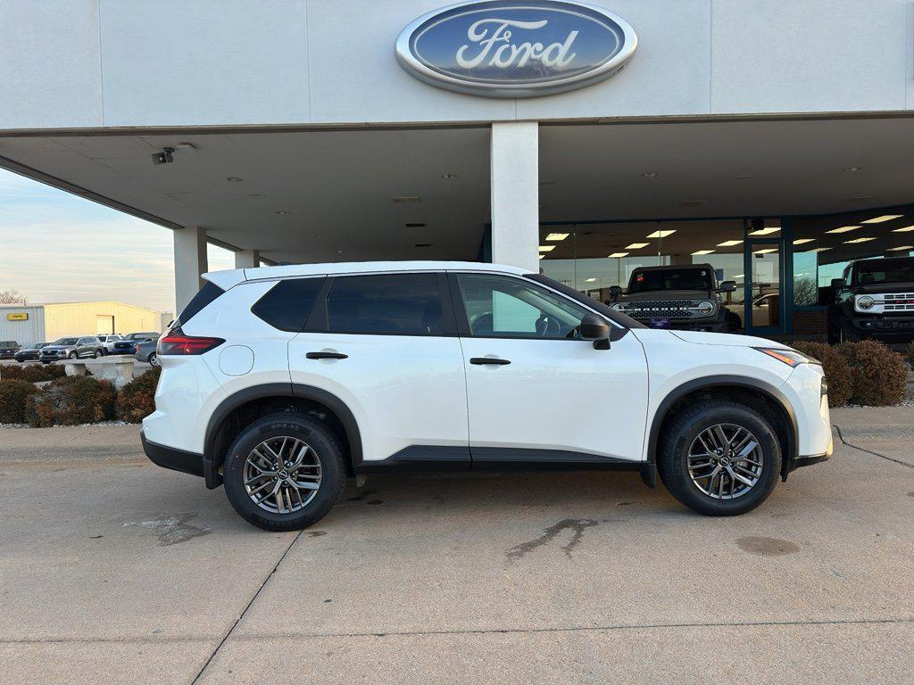 used 2024 Nissan Rogue car, priced at $22,800